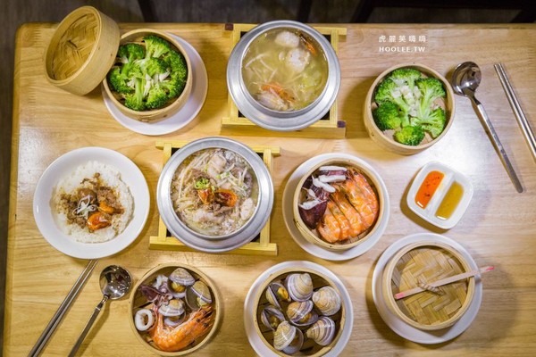 ▲小二月饭汤 高雄中华店。(图/虎丽笑嗨嗨提供)