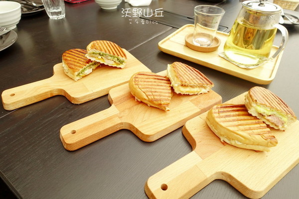 沃野山丘(图/网友艾布蕾提供,请勿随意翻拍,以免侵权。)