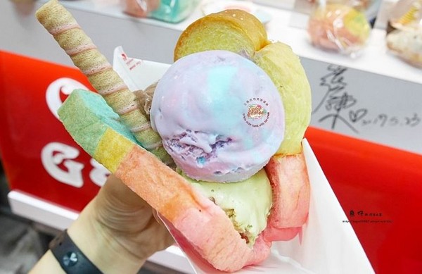 COLOR GAMES（图／网友鱼仔の漫活人参提供，请勿随意翻拍，以免侵权。）