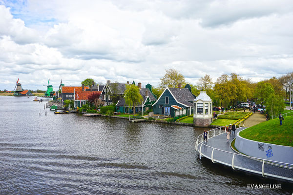 荷比卢自助12天----Zaanse Schans风车村。(图/Evangeline-Evan)