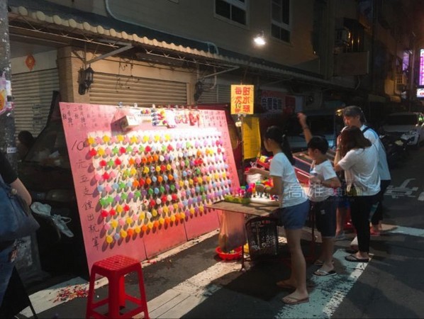 ▲高雄五甲地区南光街夜市。(图/高雄美食地图提供)