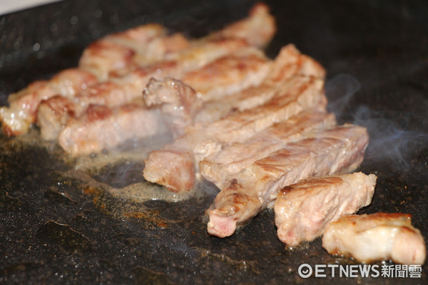 ▲%加篮头掀??こе厣???娇救獠吞?1bbq。(图/记者黄士原摄)