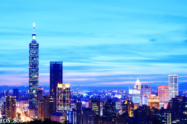 ▲台北101夜景虎山峰。(图/小白鲸摄)