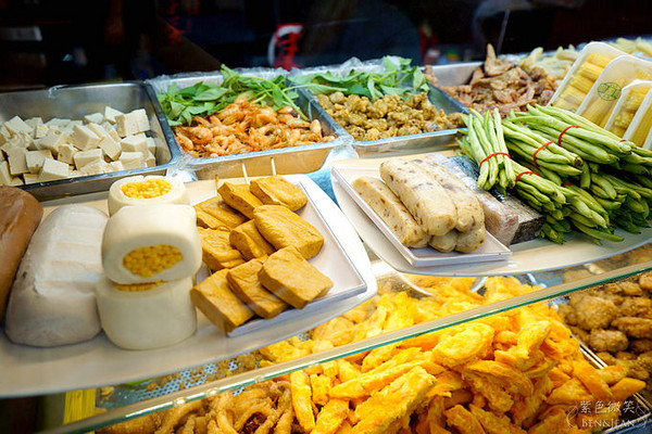▲宜兰罗东夜市骂子蛋炸物小店。(图/紫色微笑提供)