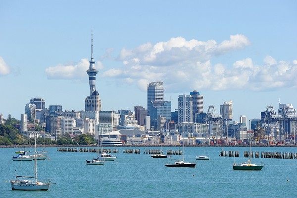 小预算聪明玩新西兰,深入北岛访哈比村,小资首选避暑趣(图/shutterstock.com、巨匠旅游、新西兰观光局提供)