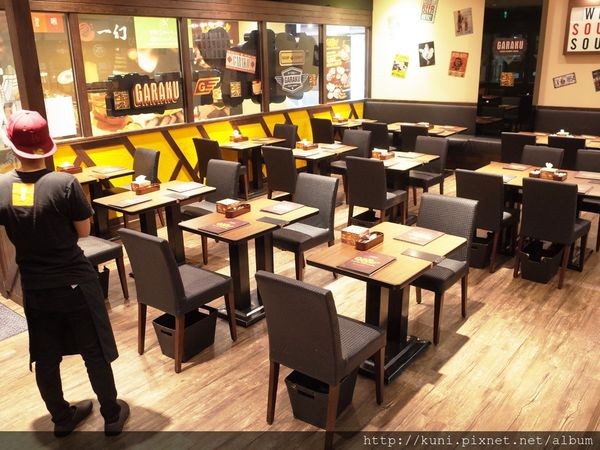 ▲GARAKU汤咖喱台北信义店。(图/kuni提供)