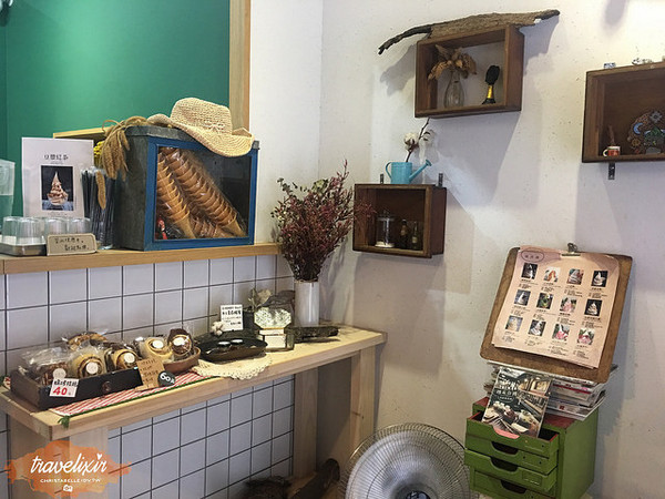 ▲小凉院霜淇淋专卖店。（图／回纹针 '食摄旅行解百忧）