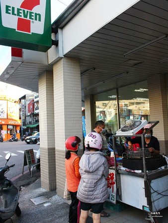 ▲台南无名葱油饼小摊。(图/台南先生提供)