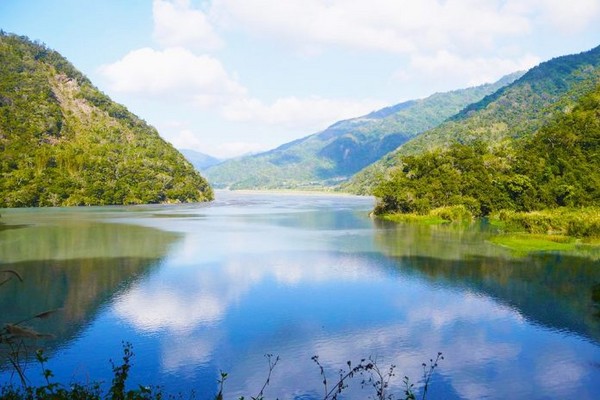 ▲台中近郊户外景点Top5户外露营登山秘境。(图/Tripbaa提供)