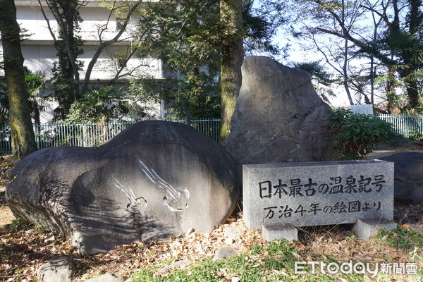 ▲废弃车站变“铁道文化村” 花3万日圆就能开爬山火车。(图/记者严云岑摄)
