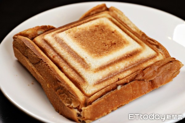 ��Ԫ�������͵㡣��ͼ�����߻��ٸ��㣩