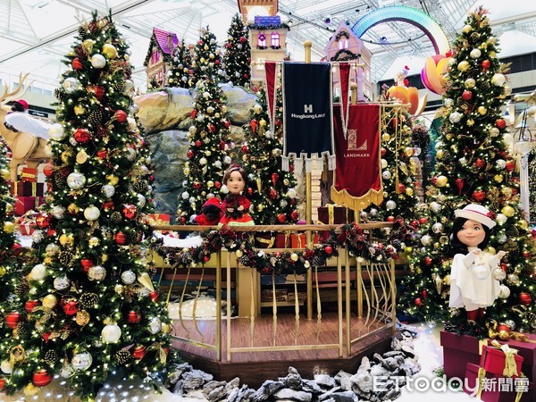 ▲2017香港置地广场圣诞装置艺术。(图/记者曹悦华摄)