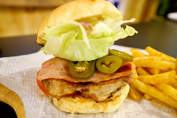 ▲宜兰J.J burgers 美式汉堡。(图/紫色微笑提供)
