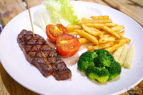 ▲宜兰J.J burgers 美式汉堡。(图/紫色微笑提供)