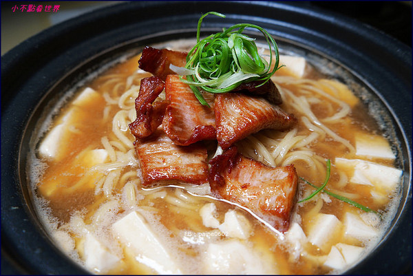 ▲桃园马大叔韩式豆腐海鲜拉面。（图／小不点Paine提供）