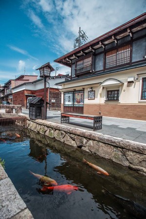 ▲飞?古川白壁土藏街、濑户川。(图/旅。摄。游世界提供)