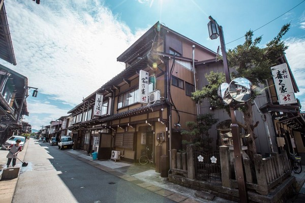 ▲飞?古川白壁土藏街、濑户川。(图/旅。摄。游世界提供)