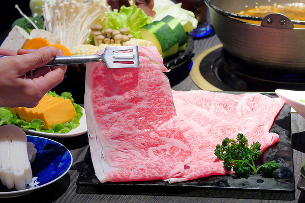 ▲台中悦上引锅物料理。（图／橘子狗爱吃糖提供）
