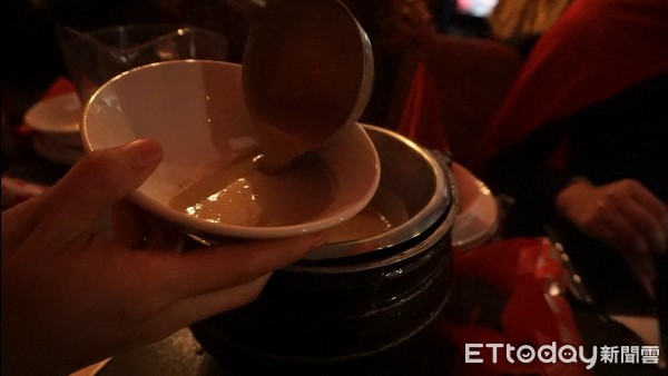 ▲英国伦敦中世纪宴会主题餐厅The Medieval Banquet。(图/记者赖文萱摄)