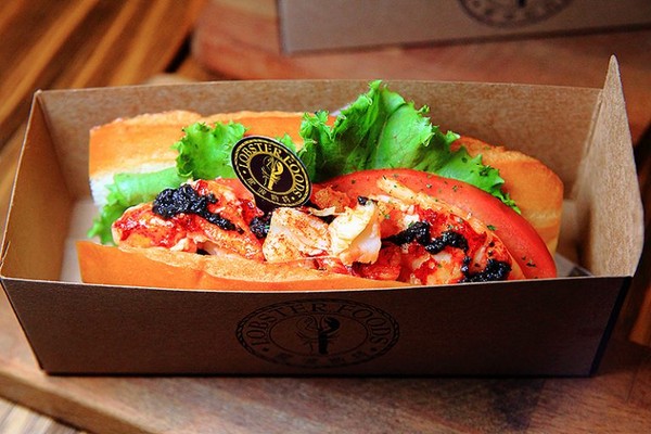 台北市 龙波斯特 龙虾三明治 / 龙虾堡 -南京龙江店 Lobster.foods。(图/Upssmile萍子提供)