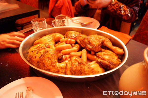 ▲英国伦敦中世纪宴会主题餐厅The Medieval Banquet。(图/记者赖文萱摄)