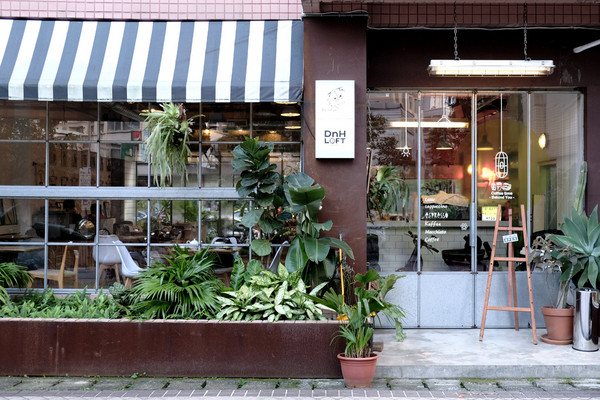 ▲台北市木栅“你后面”咖啡小店。(图/男子的日常生活提供)