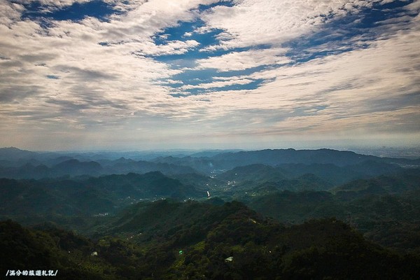 ▲台中酒桶山。法蝶景观餐厅。（图／满分的旅游札记提供）