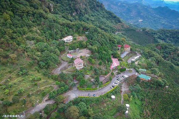 ▲台中酒桶山。法蝶景观餐厅。（图／满分的旅游札记提供）