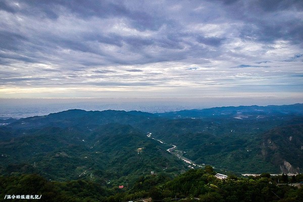 ▲台中酒桶山。法蝶景观餐厅。（图／满分的旅游札记提供）