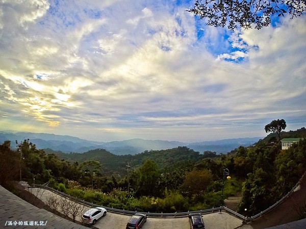 ▲台中酒桶山。法蝶景观餐厅。（图／满分的旅游札记提供）