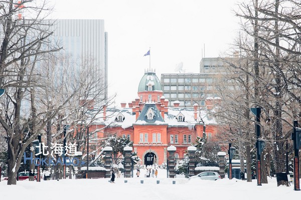 ▲冬天下雪北海道的不开车自由行。(图/小林&郭郭的小夫妻生活提供)