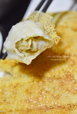 台中 黄金张老瓮东北酸菜白肉锅。(图/Nini and Blue 玩乐食记提供)