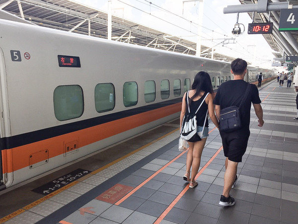 ▲%几咛?台湾高铁,旅客,乘客,车站,返乡,旅游,游客,交通。(图/记者李毓康摄)