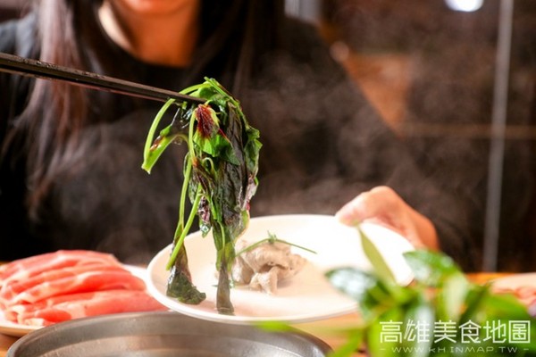 ▲高雄大统百货美食-原生园汆烫锅 。（图／高雄美食地图提供）