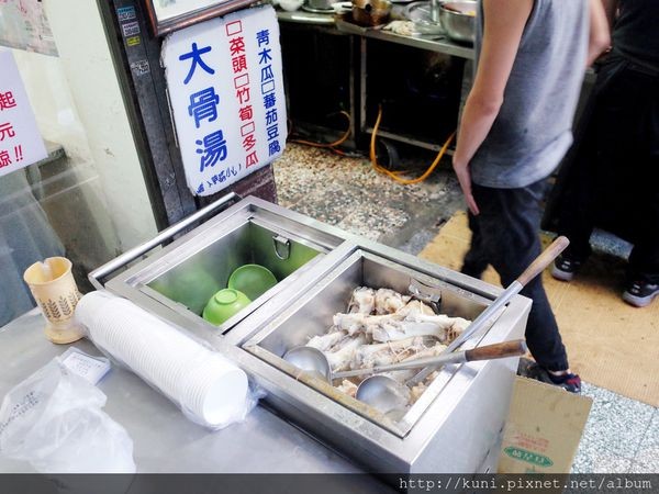 ▲台北市中正区郑记猪脚肉饭。(图/记者周Y溶吧悖? width=