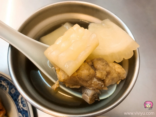 桃园庙后瓜仔肉饭。(图/VIVIYU小世界提供)