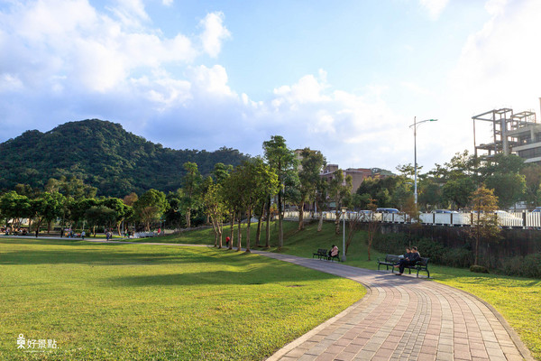 ▲台北市大湖公园落羽松。（图／好景点 foncc.com提供）