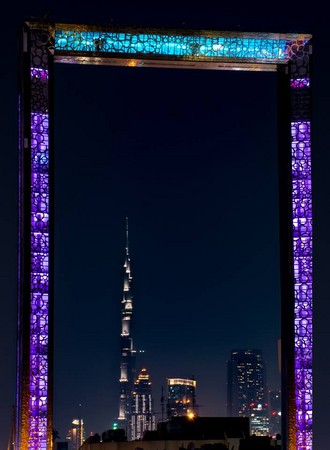 ▲%?“迪拜门”2018年1月正式开幕（图／翻摄自Dubai Frame脸书）https://www.facebook.com/TheDubaiFrame/