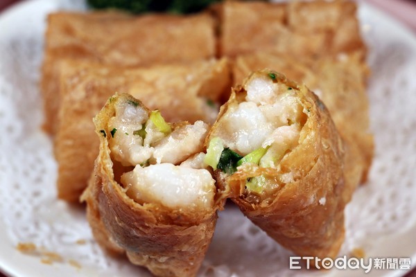 ▲金狮楼年菜餐点。（图／记者华少甫摄）