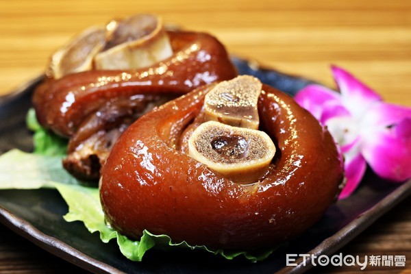 ▲武之牛炭烤牛排馆餐点。（图／记者华少甫摄）