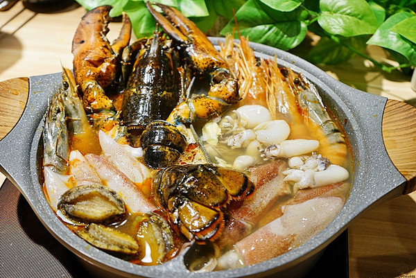 ▲大魔。大满足锅物。(图/mika提供)
