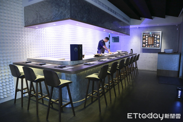 ▲%肌氨8East创作和食料理”餐厅采访。(图/记者黄克翔摄)