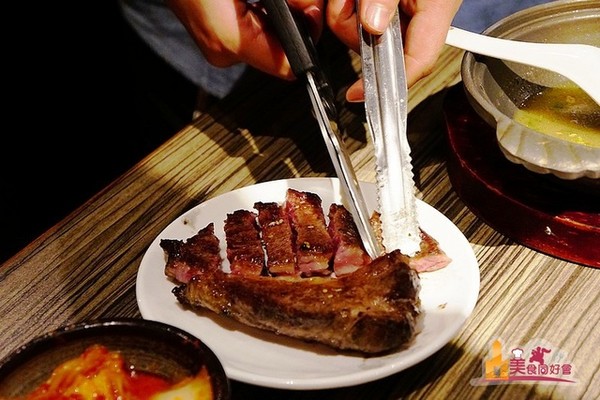 烧肉ショジョ Yakiniku SHOJO 高雄形象概念店。(图/影子提供)