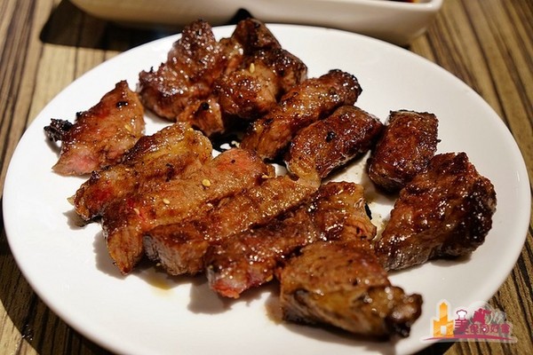 烧肉ショジョ Yakiniku SHOJO 高雄形象概念店。(图/影子提供)