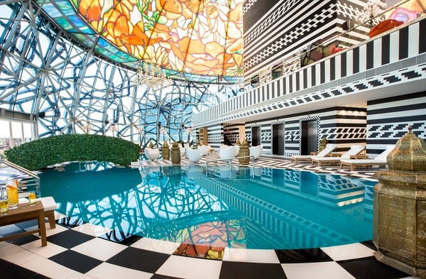 ▲杜哈新超奢旅馆Mondrian Doha。(图/Mondrian Doha粉丝页)