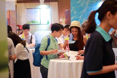 成都安仁福朋喜来登酒店成功举办开业专场招聘会